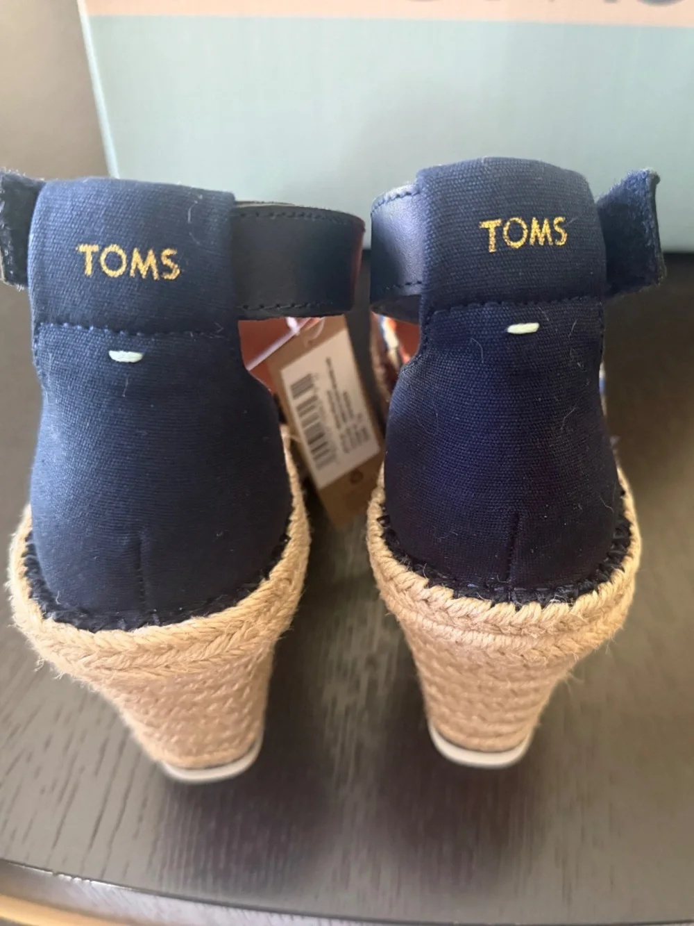 NEW 💖 TOMS Hmong Vintage Tapestry Espadrille Wedge Sandals